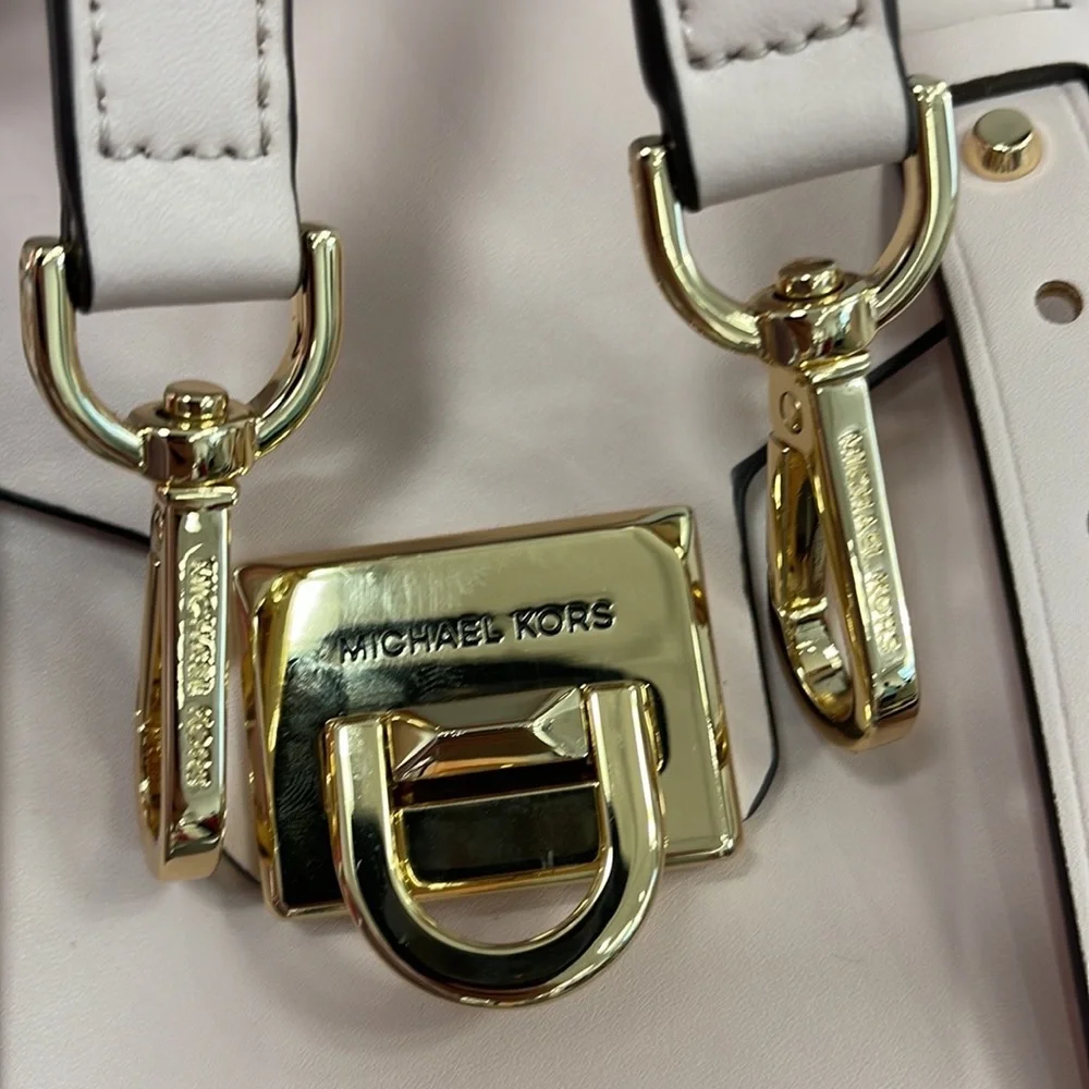 MICHAEL KORS MANHATTAN MEDIUM TOP HANDLE SCHOOL SATCHEL CROSSBODY BAG 
NWT - Picture 11 of 16